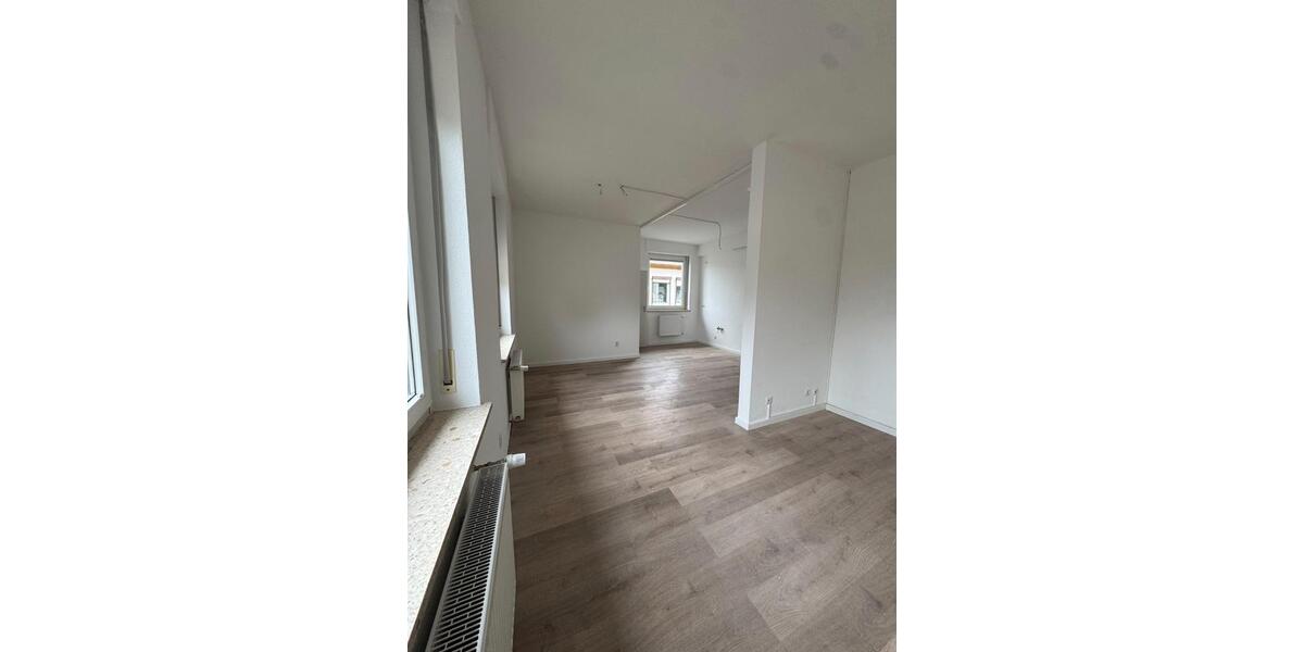 Etagenwohnung Neuwied - 2 Zimmer, 76 m&sup2;, 605&euro; | Angebot:26477138