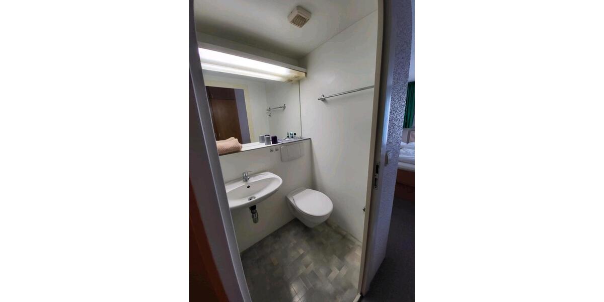 Etagenwohnung Bad Hönningen - 1 Zimmer, 36 m&sup2;, 595&euro; | Angebot:26135750