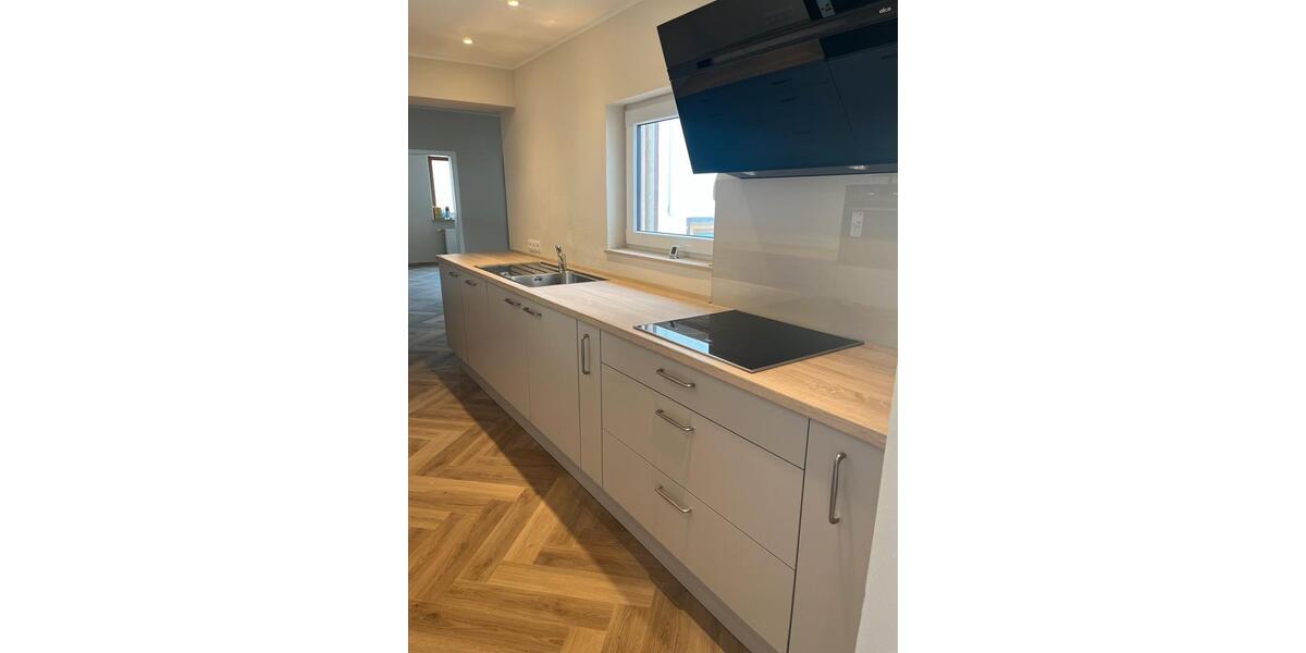 Etagenwohnung Mülheim-Kärlich Kärlich - 4 Zimmer, 100 m&sup2;, 1.200&euro; | Angebot:25561107