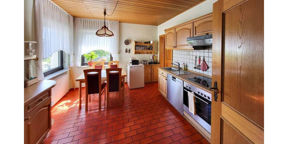 Viel Platz für die ganze Familie - Gepflegte Immobilie in direkter Nähe zu Montabaur! 7 zimmer