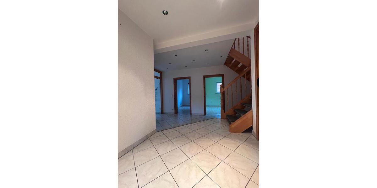 Maisonettenwohnung Nastätten - 6 Zimmer, 160 m&sup2;, 1.050&euro; | Angebot:26618750