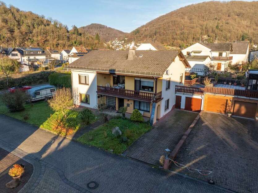 Haus zum Kaufen in Dausenau 299.000 € 230 m²