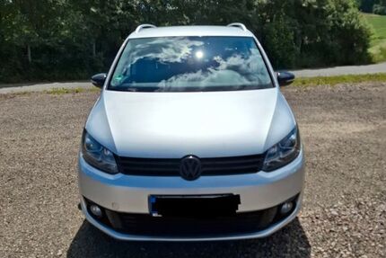 VW Touran 186.000 km 11.999 &euro; Dausenau 56132