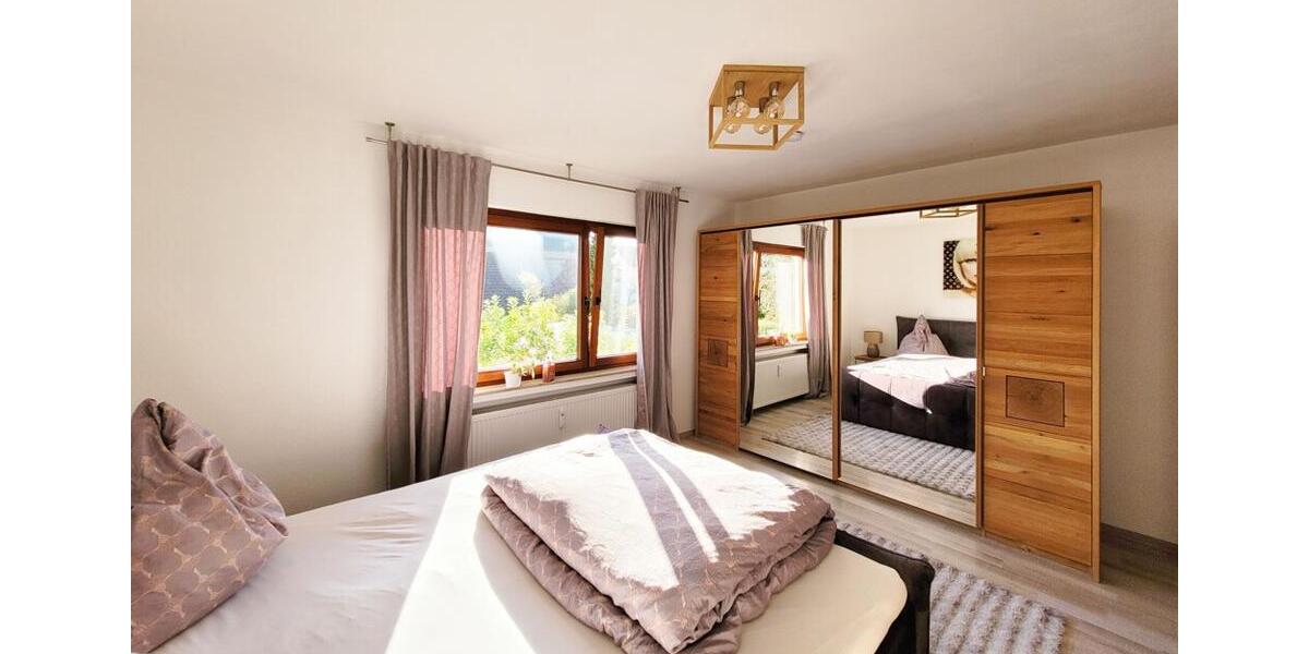 Etagenwohnung Brey - 3 Zimmer, 98 m&sup2;, 850&euro; | Angebot:26002273