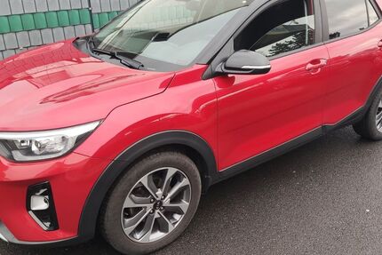 Kia Stonic 32.500 km 12.980 &euro; Koblenz 56070
