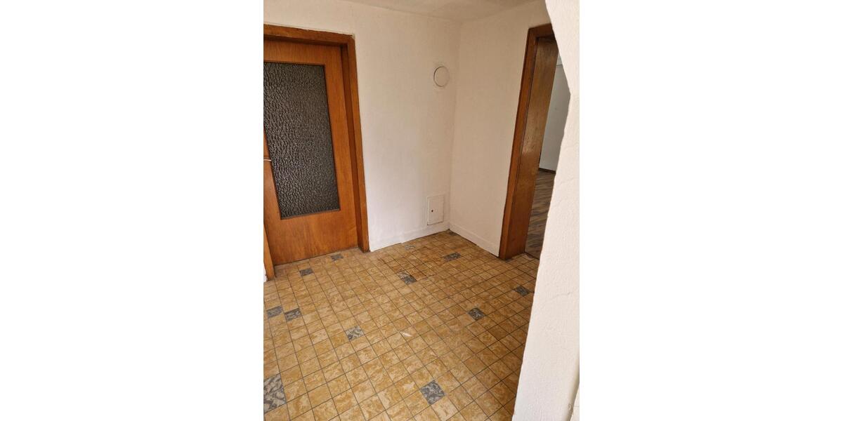 Erdgeschoßwohnung Selters (Westerwald) - 2.5 Zimmer, 80 m&sup2;, 600&euro; | Angebot:26398555