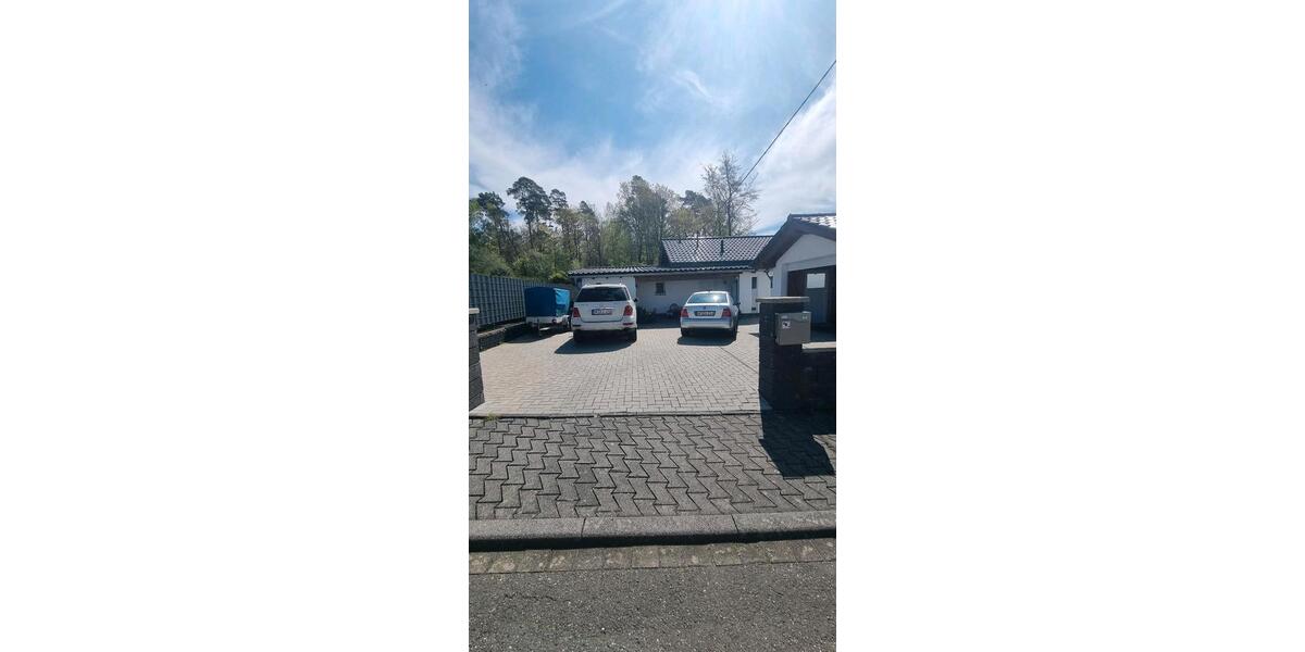 Bungalow Puderbach - 4 Zimmer, 140 m&sup2;, 1.400&euro; | Angebot:26350338
