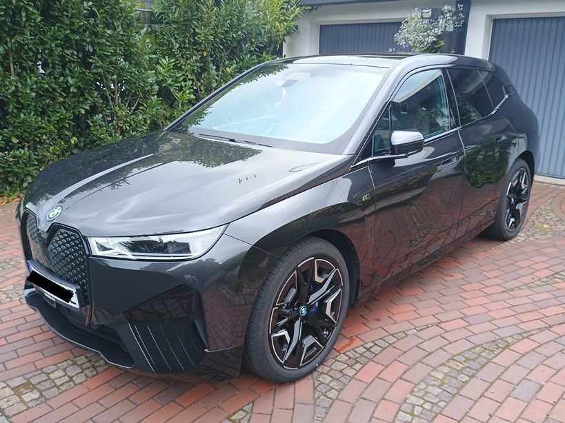 BMW iX 43.700 km 67.900 € Marienhausen 56269