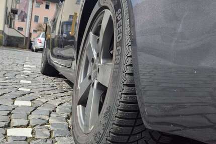 Opel Insignia 212.000 km 4.200 &euro; Reckenthal (Montabaur) 56410