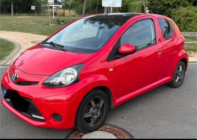 Toyota Aygo 132.800 km 3.900 &euro; Thür 56743