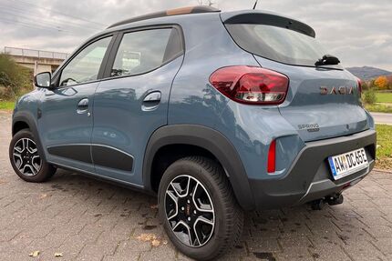 Dacia Spring 17.000 km 14.988 € Bad Breisig 53498