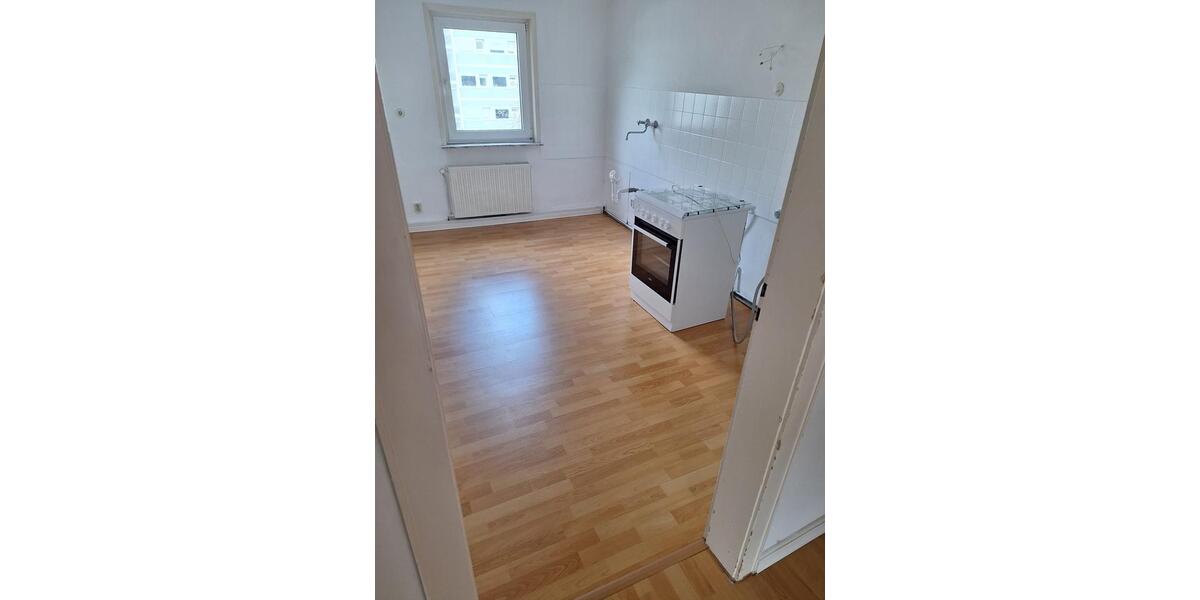 Dachgeschoßwohnung Koblenz Bubenheim - 2.5 Zimmer, 75 m&sup2;, 740&euro; | Angebot:25546353