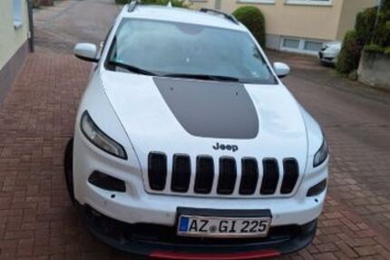 Jeep Cherokee 155.000 km 11.900 € Katzenelnbogen 56368