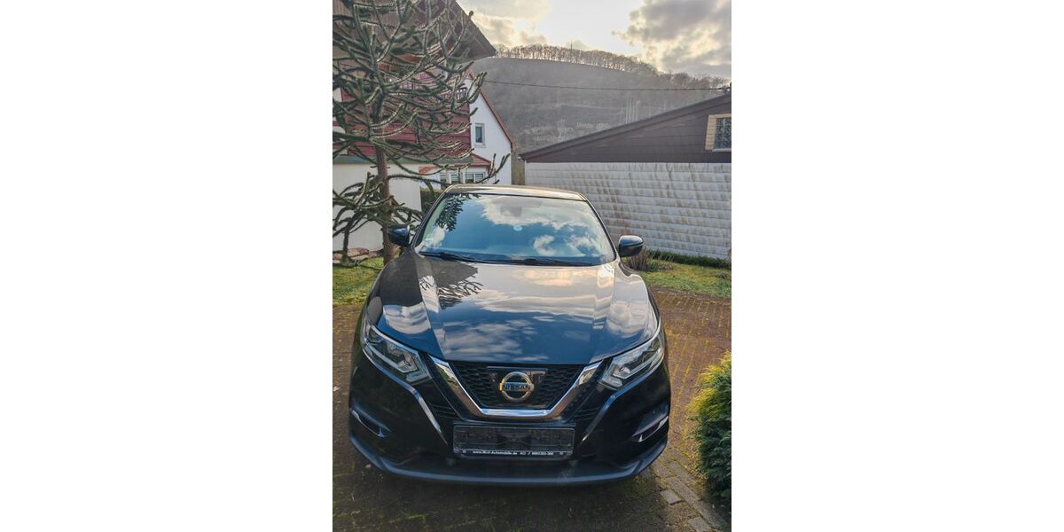 Nissan Qashqai 128.957 km 10.500 &euro; Dausenau 56132