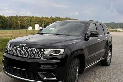 Jeep Grand Cherokee 90.000 km 33.200 € Koblenz 56076