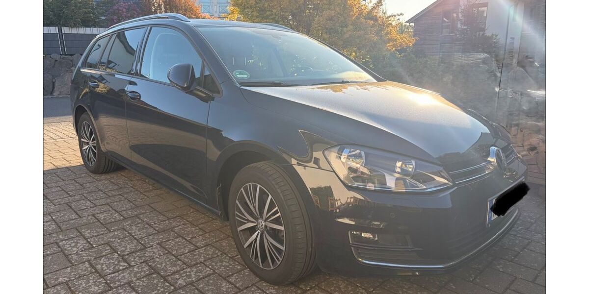 VW Golf 151.000 km 8.888 &euro; Nauort 56237
