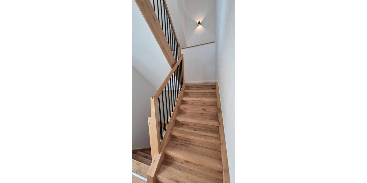 Dachgeschoßwohnung Urmitz - 2 Zimmer, 70 m&sup2;, 820&euro; | Angebot:26689080