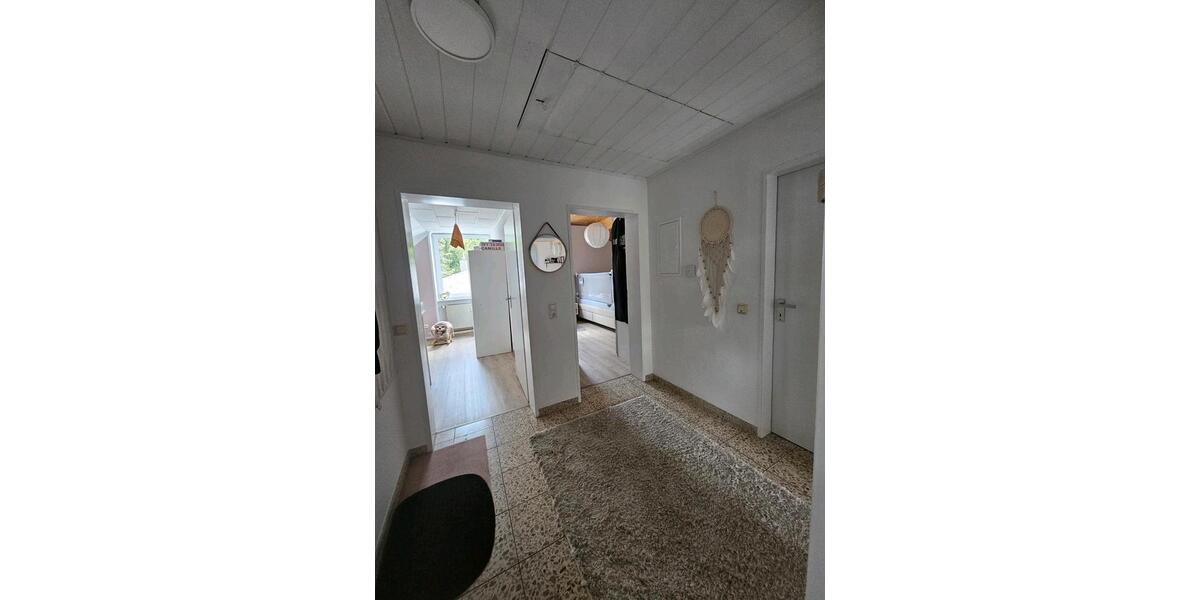 Dachgeschoßwohnung Siershahn - 3 Zimmer, 76 m&sup2;, 684&euro; | Angebot:26675621