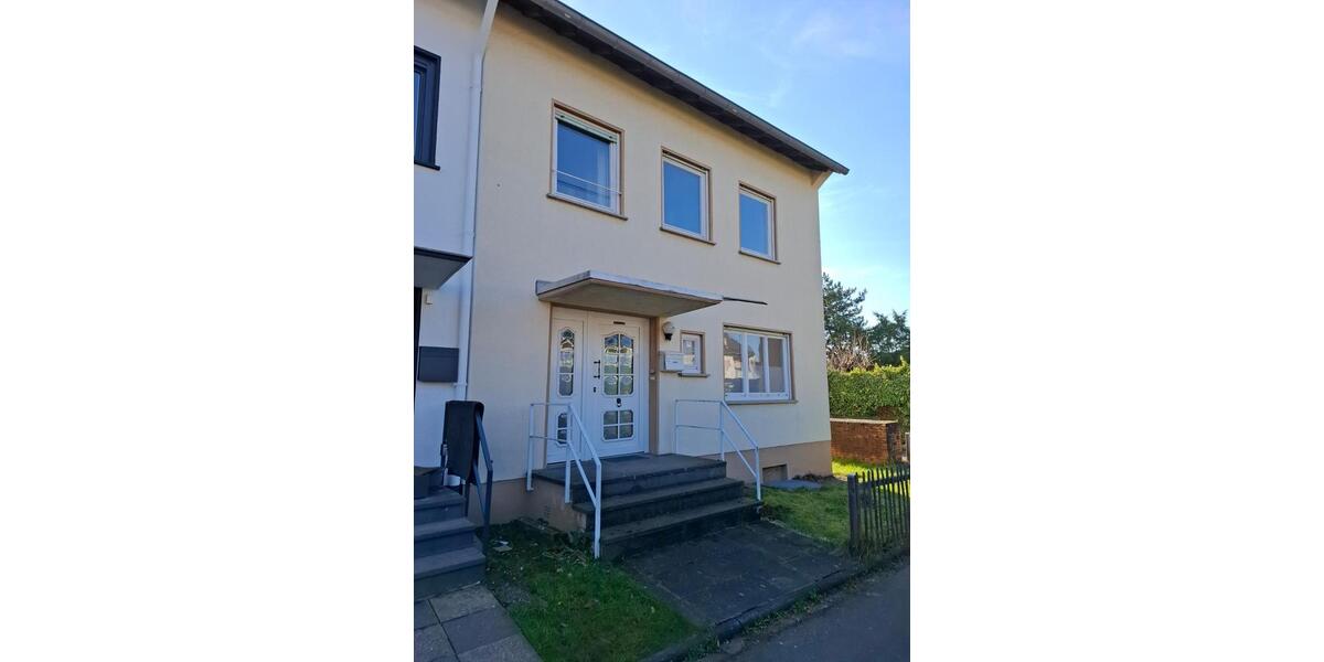 Reihenhaus Koblenz Arenberg-Immendorf - 9 Zimmer, 137 m&sup2;, 335.000&euro; | Angebot:25828170