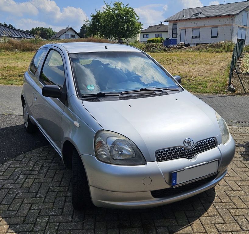 Yaris