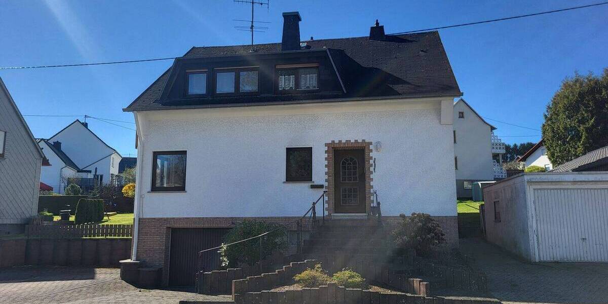 Mehrfamilienhaus, Wohnhaus Niederelbert - 1 Zimmer, 236 m&sup2;, 390.000&euro; | Angebot:26202046
