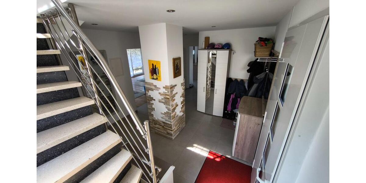 Einfamilienhaus in guter Lage auf 1765m Parkgrundstück mit Bach 6 zimmer