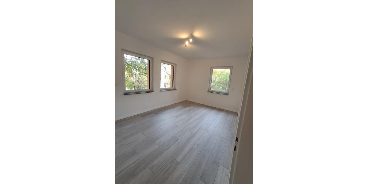 Erdgeschoßwohnung Koblenz Bubenheim - 4 Zimmer, 107 m&sup2;, 1.100&euro; | Angebot:25436204
