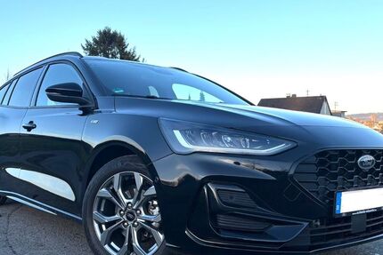 Ford Focus 17.500 km 22.900 &euro; Hundsangen 56414