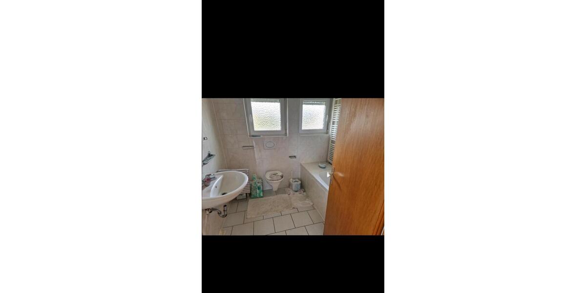 Etagenwohnung Hundsangen - 4 Zimmer, 80 m&sup2;, 690&euro; | Angebot:26416136