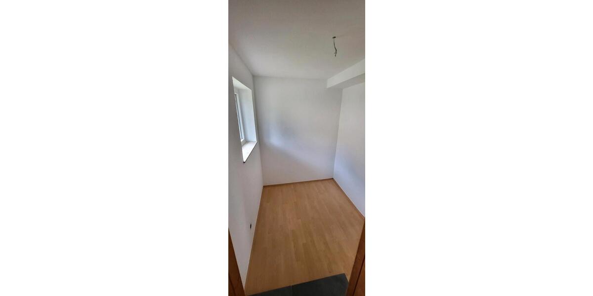 Erdgeschoßwohnung Leiningen - 3 Zimmer, 71 m&sup2;, 535&euro; | Angebot:26413020