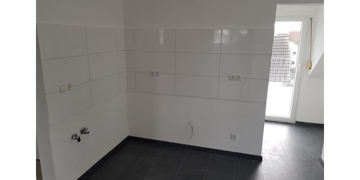 2 ZKB +Balkon 2. OG Wohnung in Neuwied Feldkirchen 2 zimmer