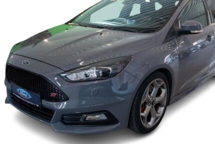 Ford Focus 107.215 km 14.880 &euro; Koblenz 56073