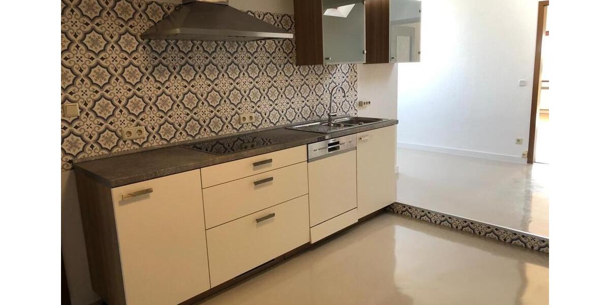 Dachgeschoßwohnung Neuwied - 3 Zimmer, 80 m&sup2;, 195.000&euro; | Angebot:26918420