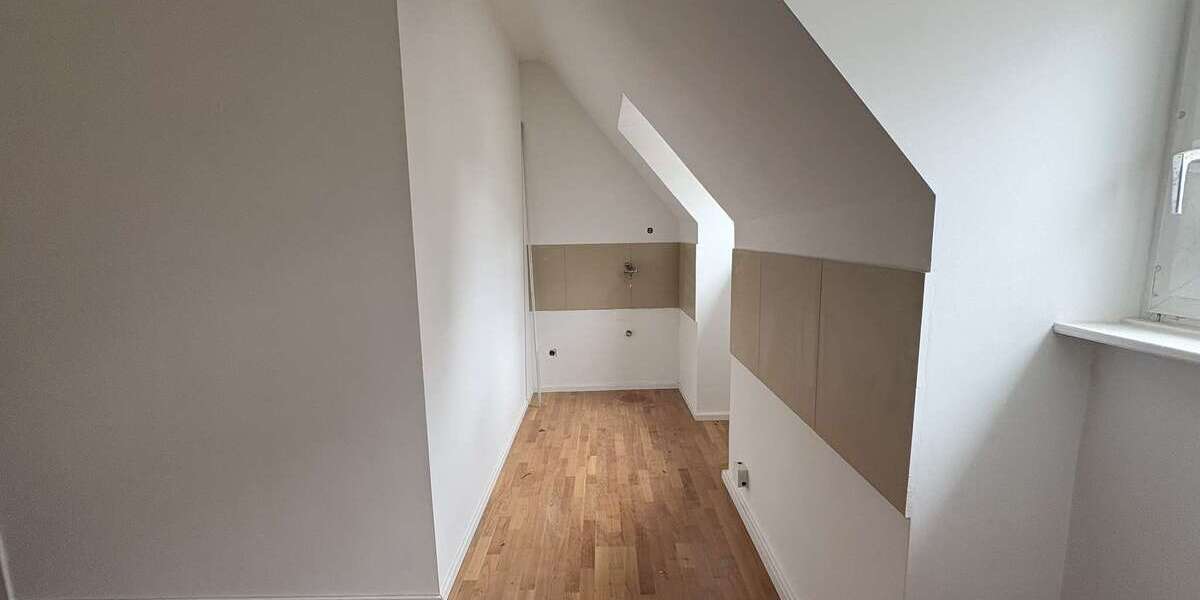 Etagenwohnung Koblenz Arenberg-Immendorf - 3 Zimmer, 93 m&sup2;, 930&euro; | Angebot:25790923