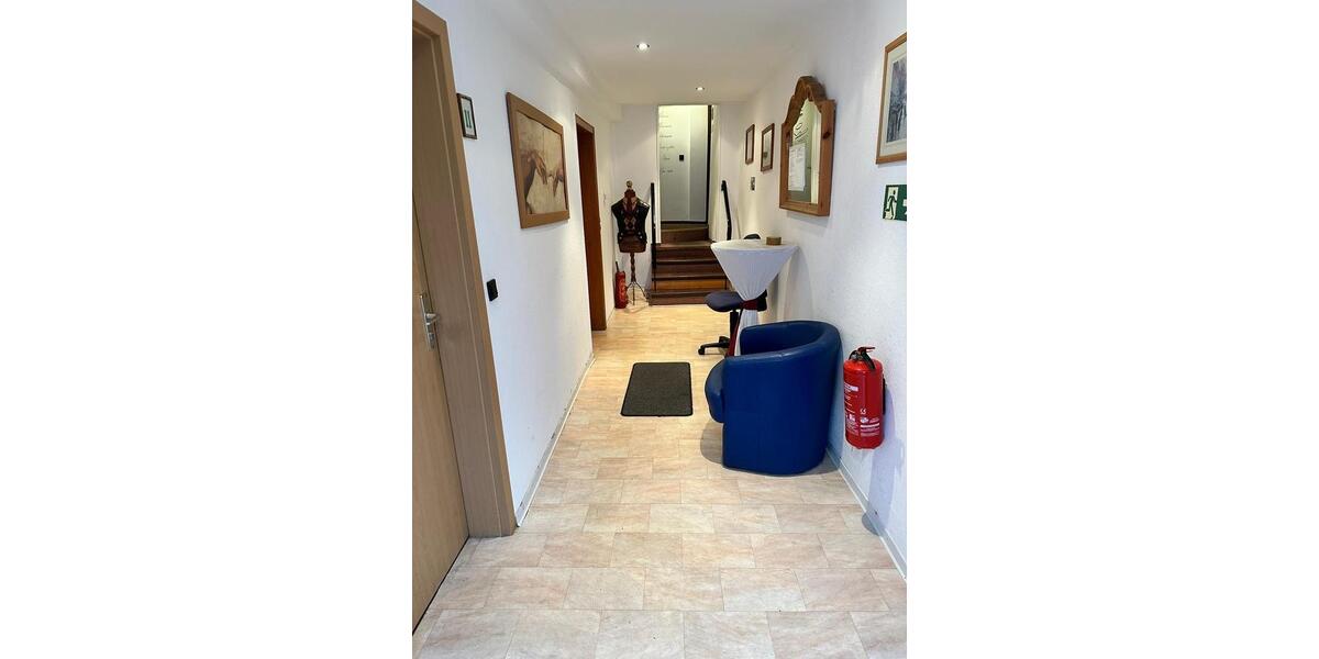 Einfamilienhaus Boppard - 9 Zimmer, 250 m&sup2;, 249.000&euro; | Angebot:26301067