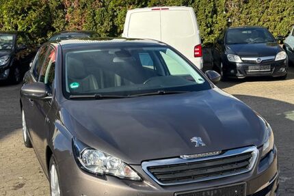 Peugeot 308 217.284 km 4.999 € Polch 56751