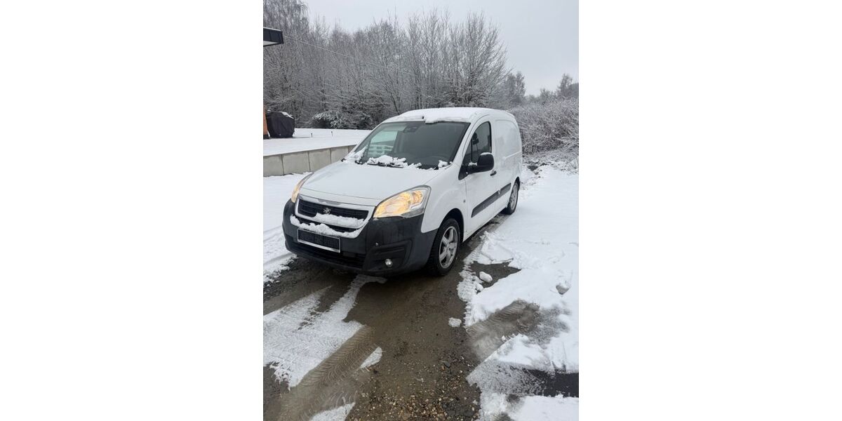 Peugeot Partner 185.000 km 5.500 &euro; Ebernhahn 56424
