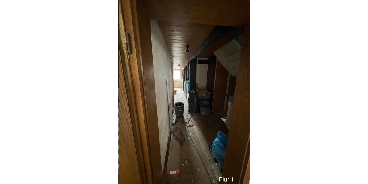 Einfamilienhaus Montabaur - 5 Zimmer, 248 m&sup2;, 100.000&euro; | Angebot:27108513