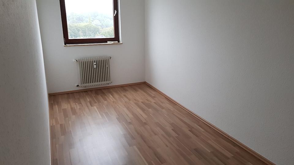 Etagenwohnung Neuwied - 3 Zimmer, 72 m&sup2;, 180.000&euro; | Angebot:25054952