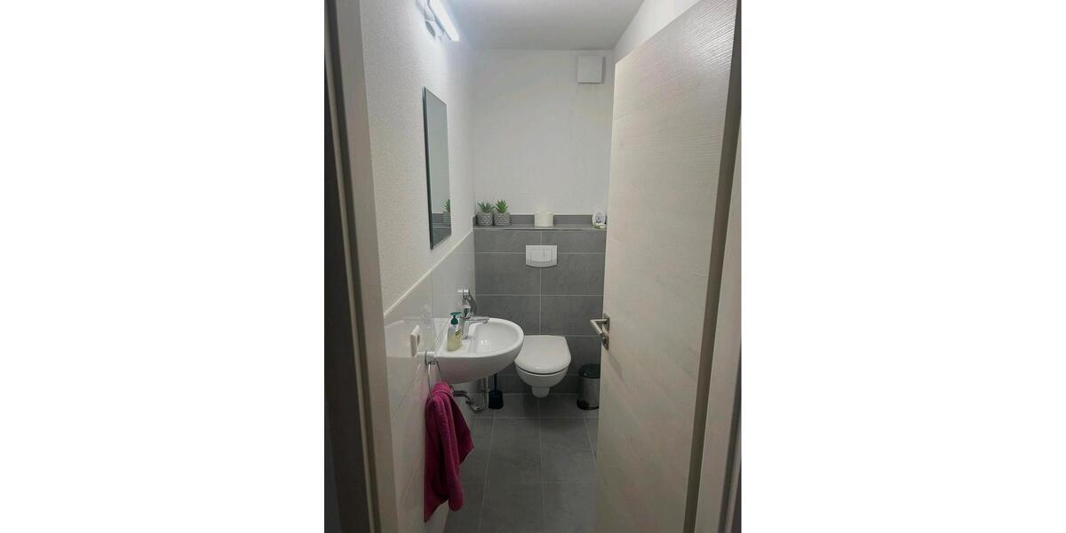 Dachgeschoßwohnung Koblenz Bisholder - 4 Zimmer, 80 m&sup2;, 492&euro; | Angebot:26302753