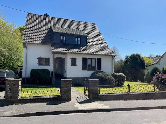 Einfamilienhaus Neuwied Block - 6 Zimmer, 165 m&sup2;, 495.000&euro; | Angebot:27230344