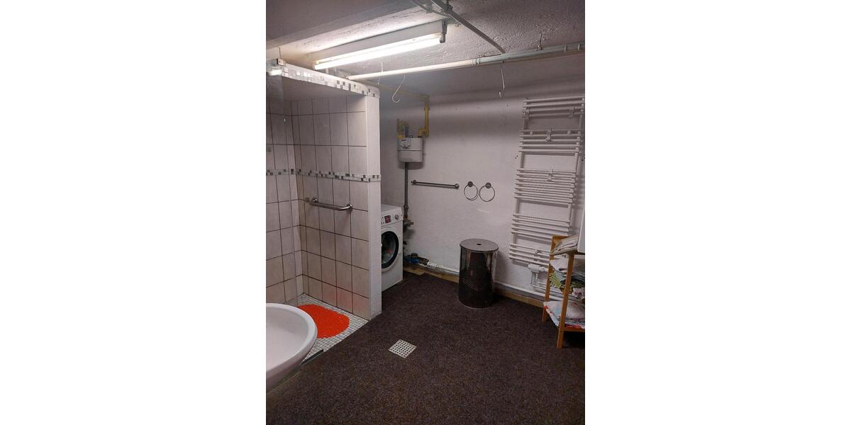 Einfamilienhaus Neuwied Feldkirchen - 6 Zimmer, 135 m&sup2;, 250.000&euro; | Angebot:26985099