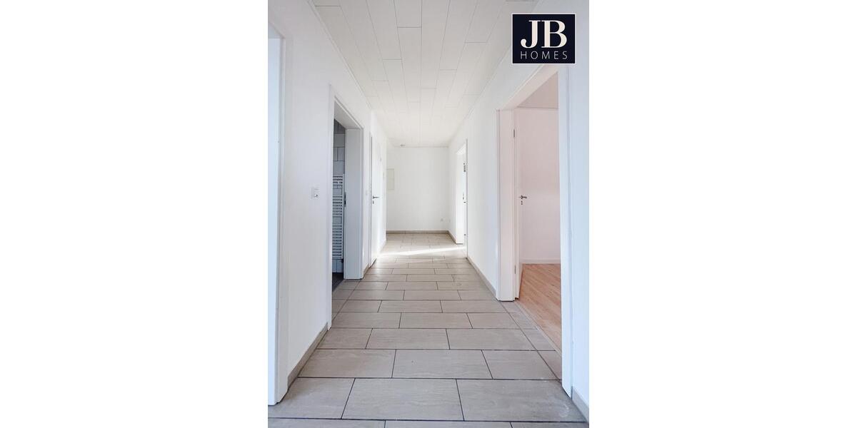 3-ZKB-Wohnung inkl. Balkon und Stellplatz (ab Februar bezugsfrei) 3 zimmer