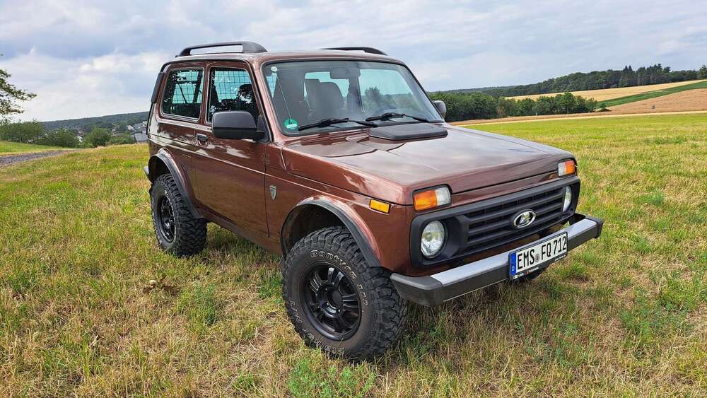 Lada 4x4 32.000 km 16.750 &euro; Dachsenhausen 56340