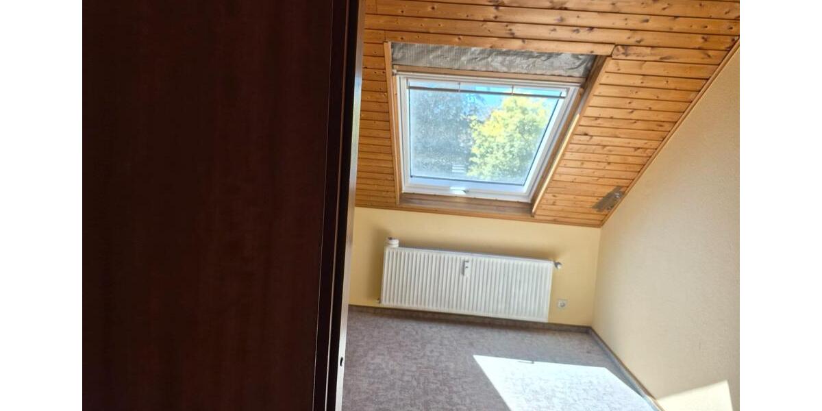 Dachgeschoßwohnung Mayen - 3 Zimmer, 68 m&sup2;, 600&euro; | Angebot:26384598