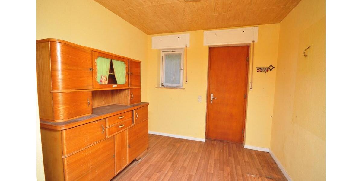 Reihenhaus Singhofen - 8 Zimmer, 145 m&sup2;, 99.000&euro; | Angebot:26572785