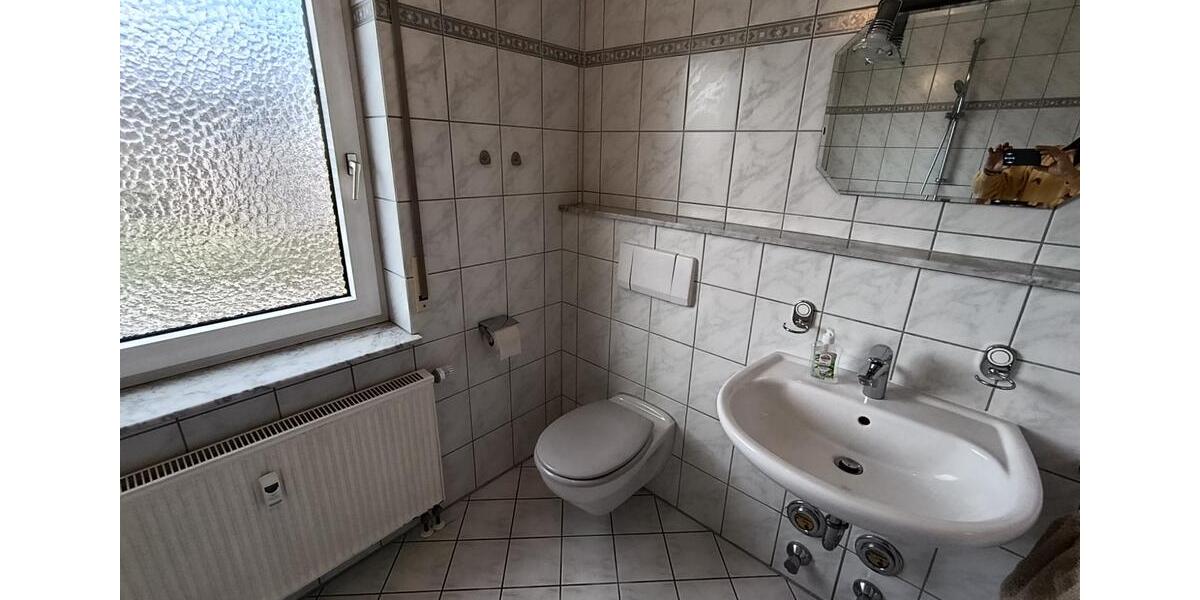 Etagenwohnung Emmelshausen - 3 Zimmer, 81 m&sup2;, 595&euro; | Angebot:25286724