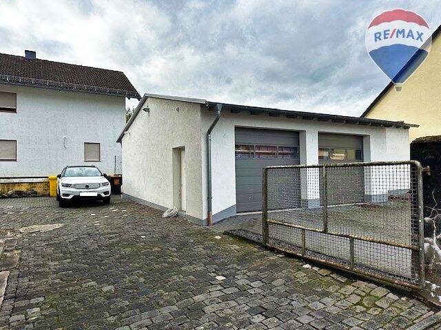 Mehrfamilienhaus, Wohnhaus Höhr-Grenzhausen Grenzhausen - 8 Zimmer, 165 m&sup2;, 395.000&euro; | Angebot:25769917