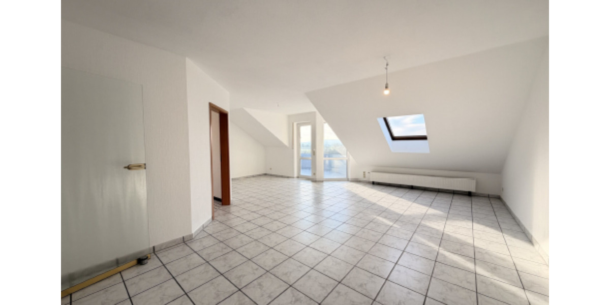 Dachgeschoßwohnung Koblenz Arenberg-Immendorf - 3 Zimmer, 76 m&sup2;, 740&euro; | Angebot:25614286