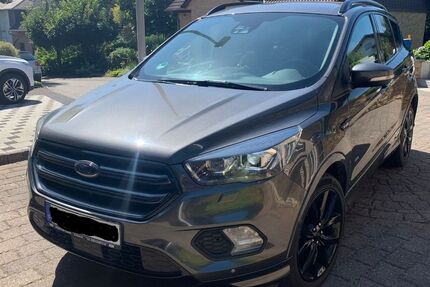 Ford Kuga 72.000 km 17.900 € Girod 56412